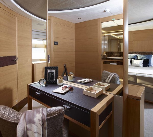 The 40m Yacht SOLARIS