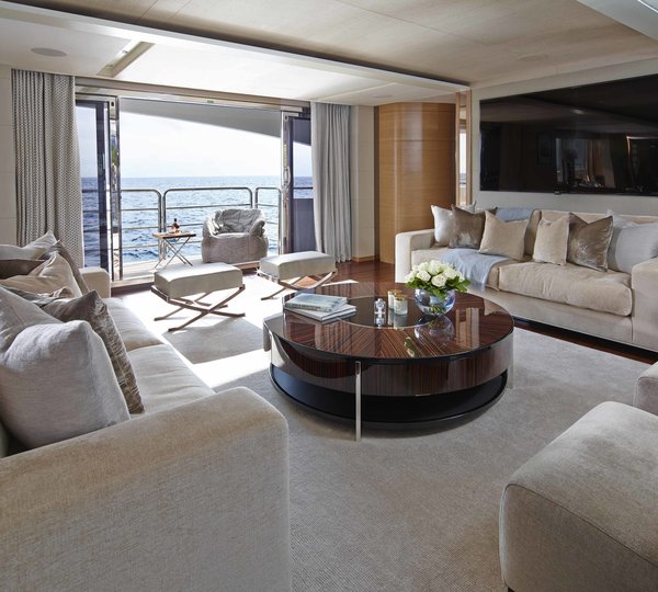 The 40m Yacht SOLARIS