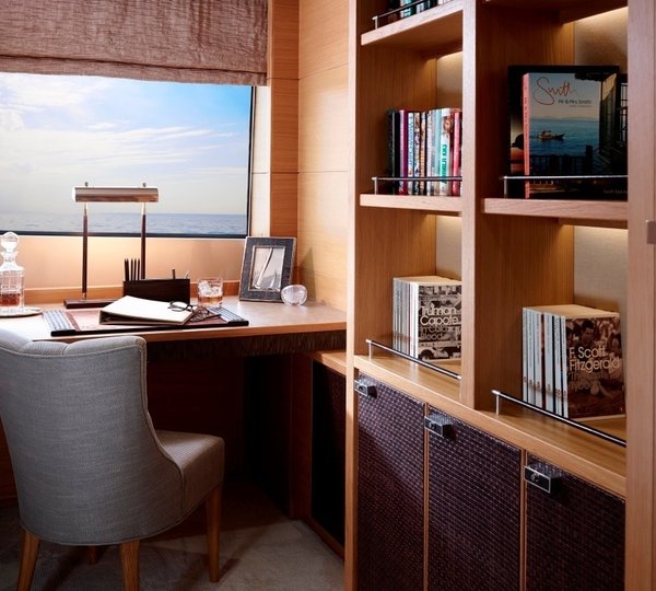 The 40m Yacht SOLARIS