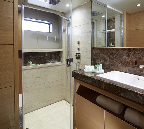 The 40m Yacht SOLARIS