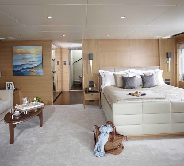 The 40m Yacht SOLARIS