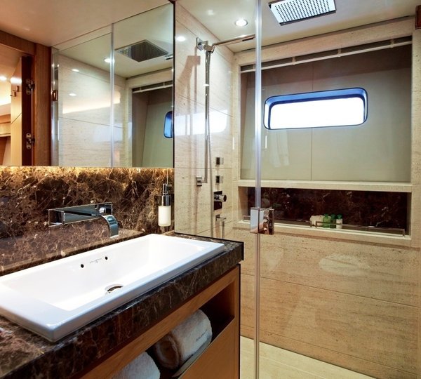 The 40m Yacht SOLARIS