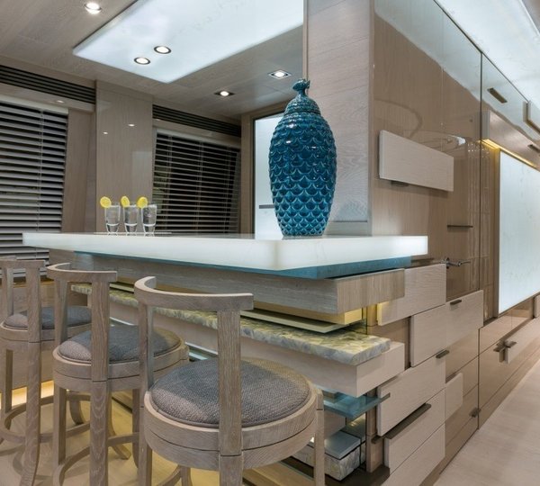 The 40m Yacht THUMPER