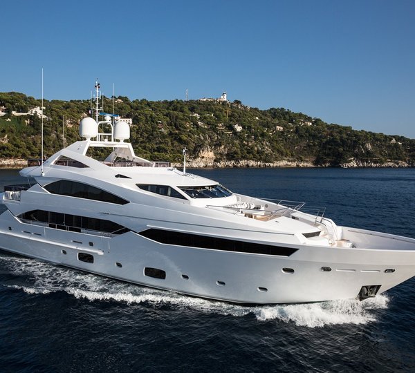 The 40m Yacht THUMPER