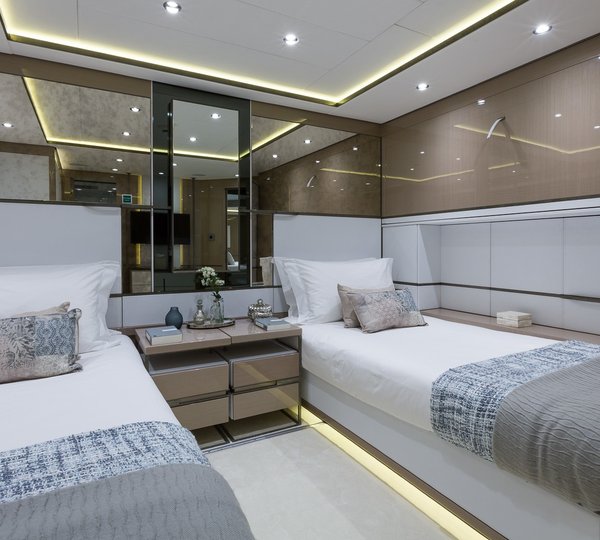 The 40m Yacht THUMPER