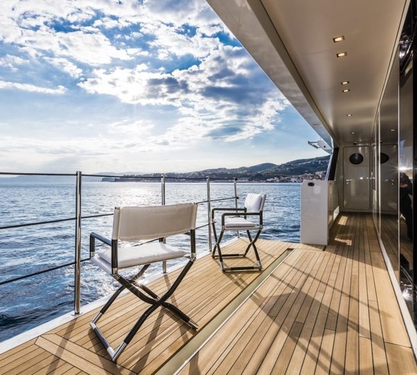 The 42m Yacht SERENITY