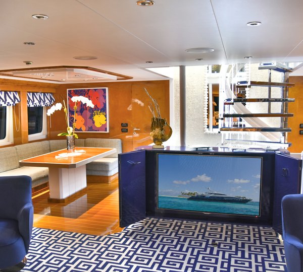 The 43m Yacht OCTOPUSSY