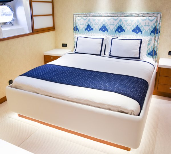 The 43m Yacht OCTOPUSSY