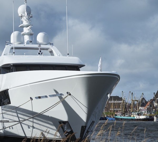 The 44m Yacht MOON SAND