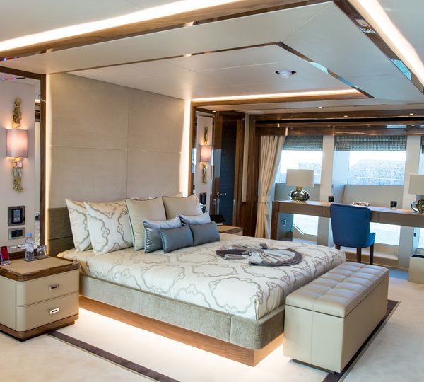 The 47m Yacht PRINCESS AVK