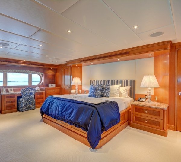 The 47m Yacht THEMIS