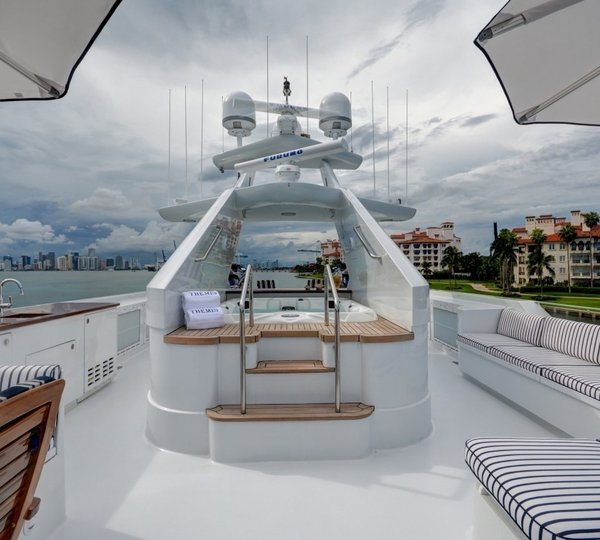 The 47m Yacht THEMIS