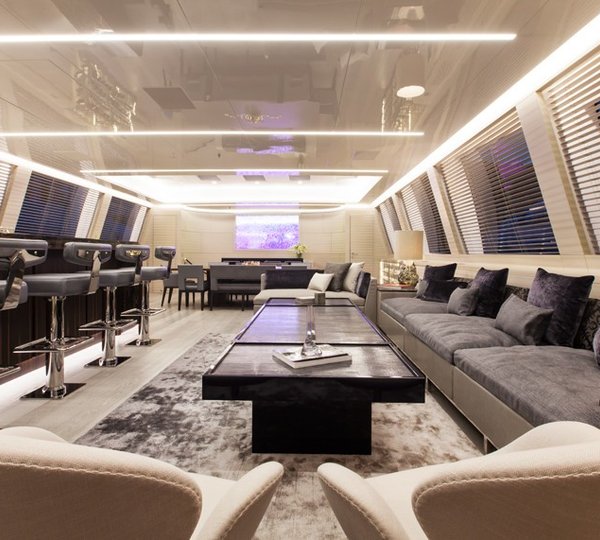 Premier Saloon On Board Yacht APRICITY