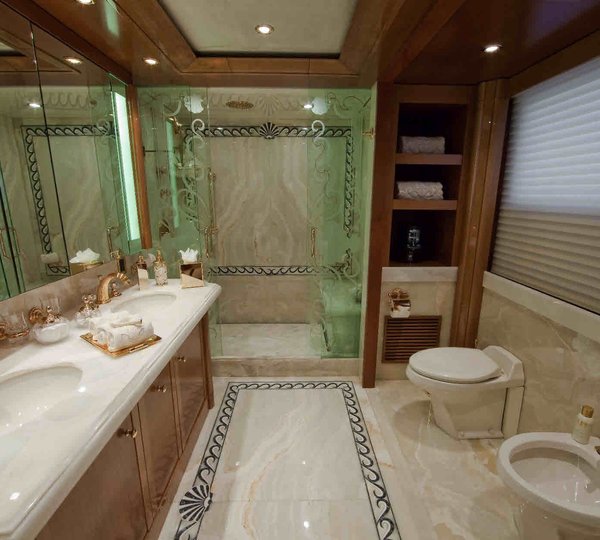 The 49m Yacht AQUAVITA