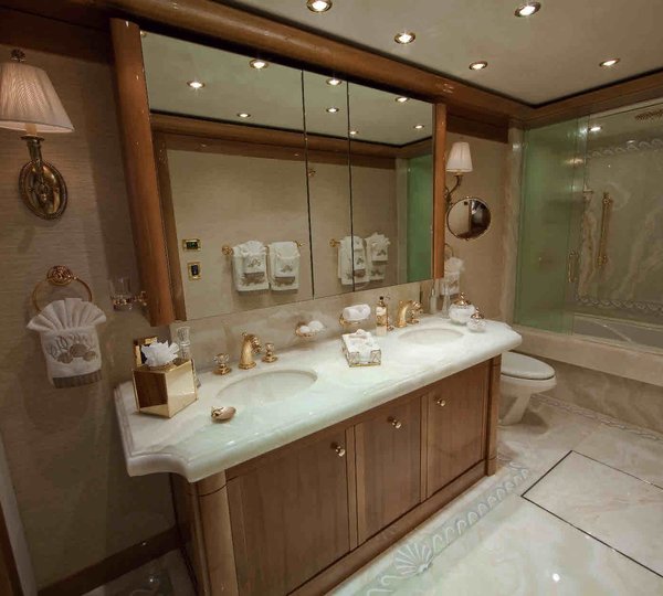 The 49m Yacht AQUAVITA