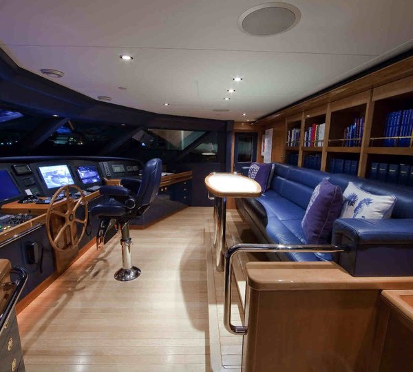 The 49m Yacht AQUAVITA