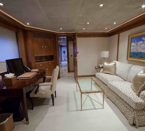 The 49m Yacht AQUAVITA