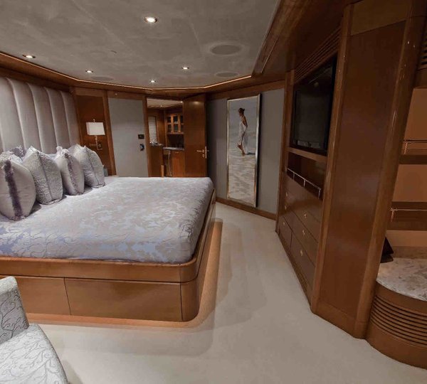 The 49m Yacht AQUAVITA