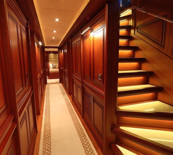 The 49m Yacht CLARITY