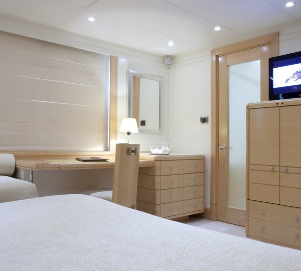 Guest's Cabin Aboard Yacht LA TANIA