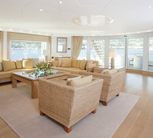 Sky-lounge On Board Yacht LA TANIA