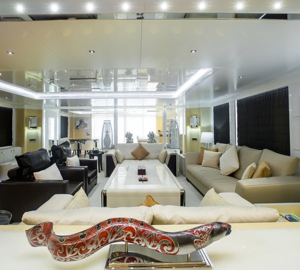 The 52m Yacht JADE 959