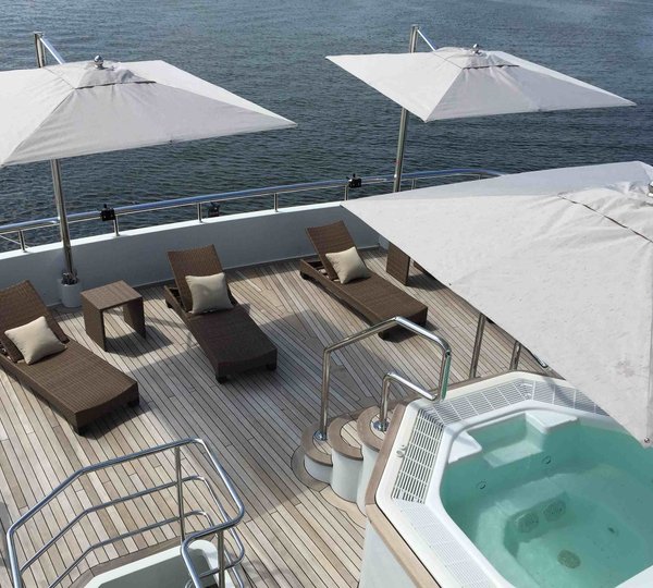 The 52m Yacht JADE 959