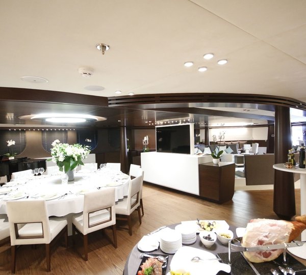 The 60m Yacht KATINA