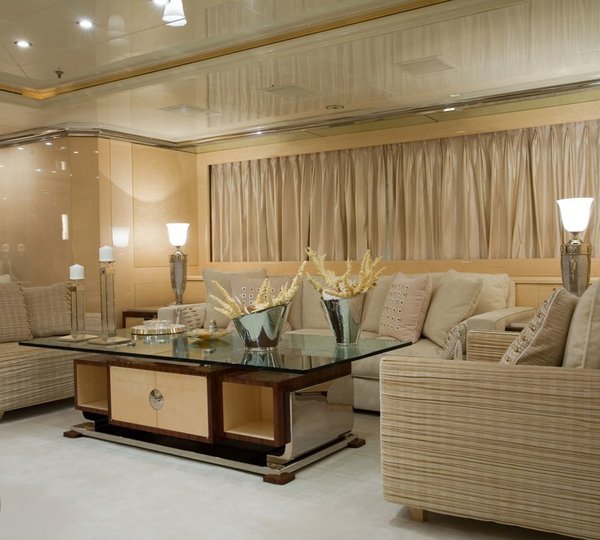 The 60m Yacht SUNDAY