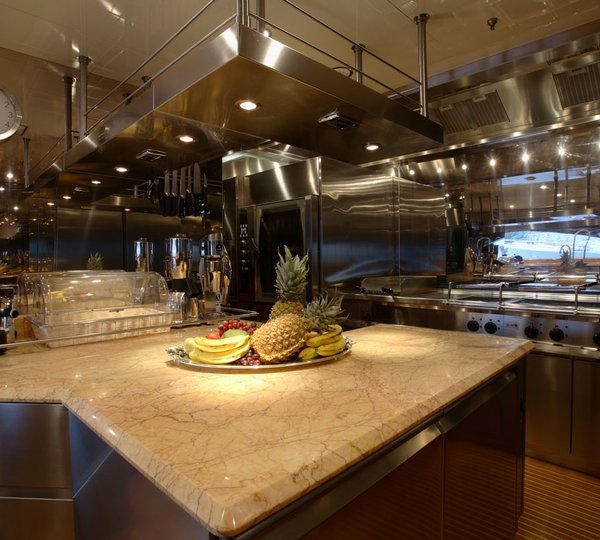 The 60m Yacht SUNDAY