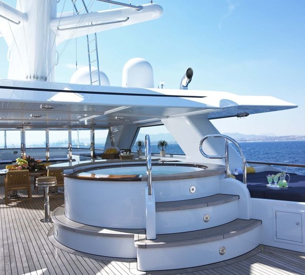 The 62m Yacht NEW HAMPSHIRE