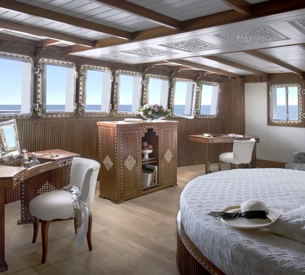 The 65m Yacht LA SULTANA