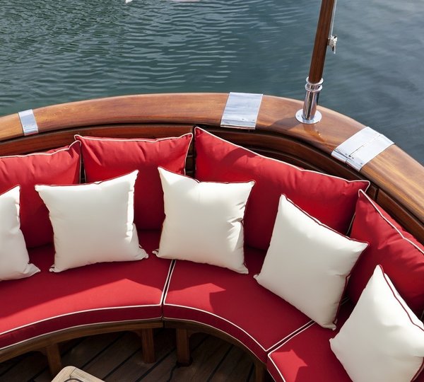 The 65m Yacht LA SULTANA