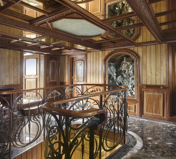 The 65m Yacht LA SULTANA