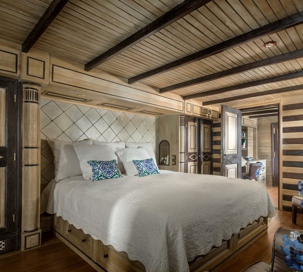 The 65m Yacht LA SULTANA