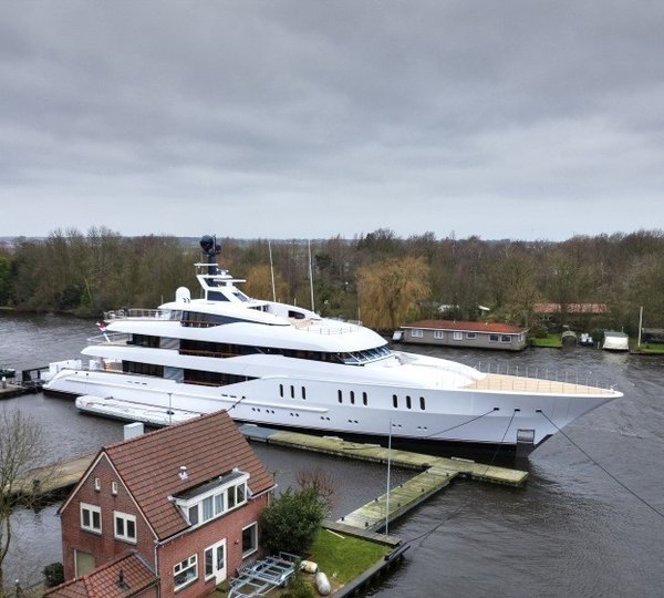 The 66m Yacht VANISH