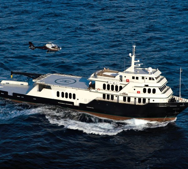 Profile On Board Yacht GLOBAL