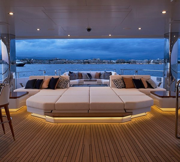 The 70m Yacht JOY