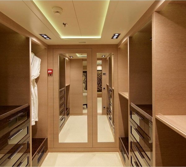 The 71m Yacht NATALINA A