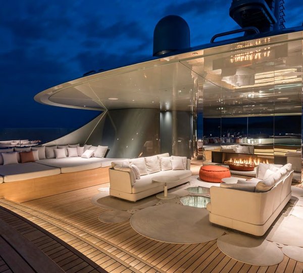 The 84m Yacht SAVANNAH