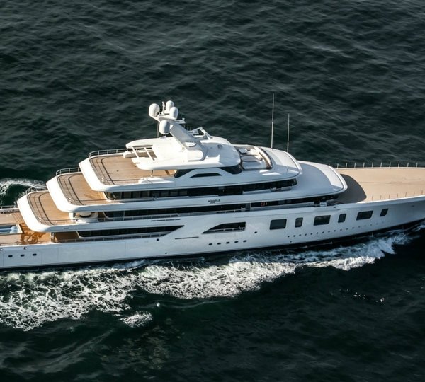 The 92m Yacht AQUARIUS