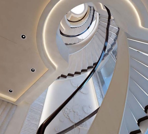 The 92m Yacht AQUARIUS