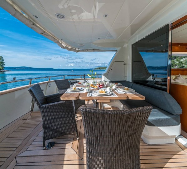 Aft Deck Dining