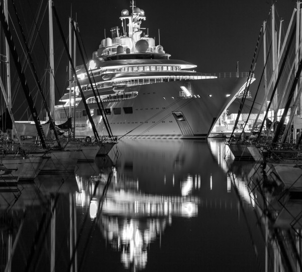 Dilbar In Antibes