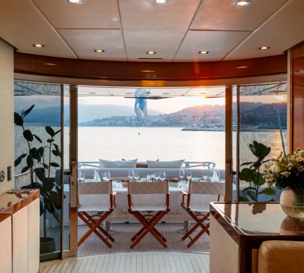 Exterior Dining Area