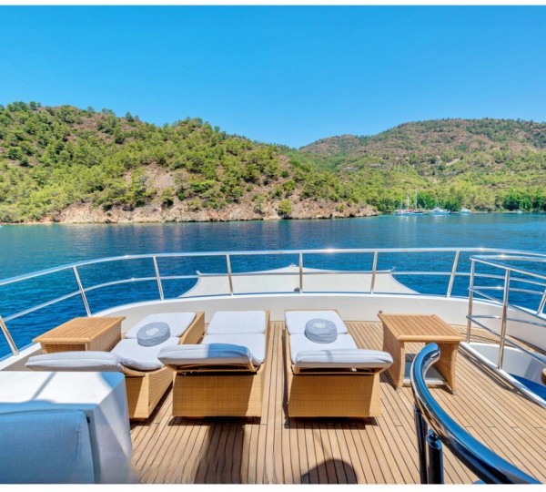 Exterior Relaxation Area