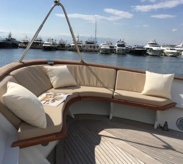 Exterior Relaxation Area