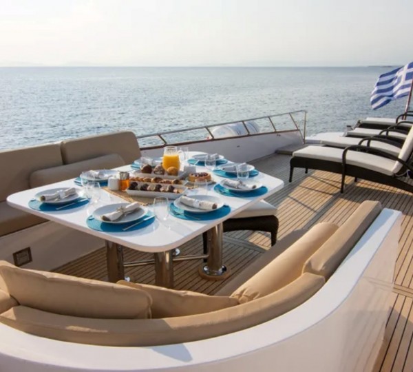 Exterior Relaxation Area With Dining