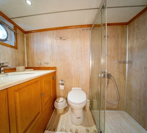 Master Suite Bathroom