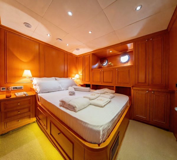 Guest Cabin - Double